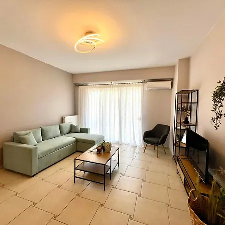 P Deluxe β4 דירה *