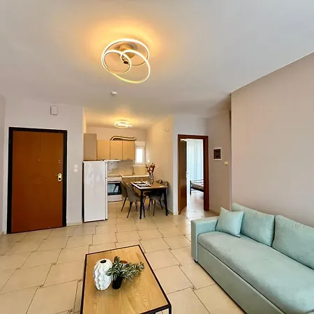 P Deluxe β4 アパート